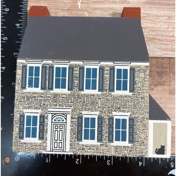 Handcrafted Wooden Colonial Style House Shelf Decor - Picture 1 of 2
